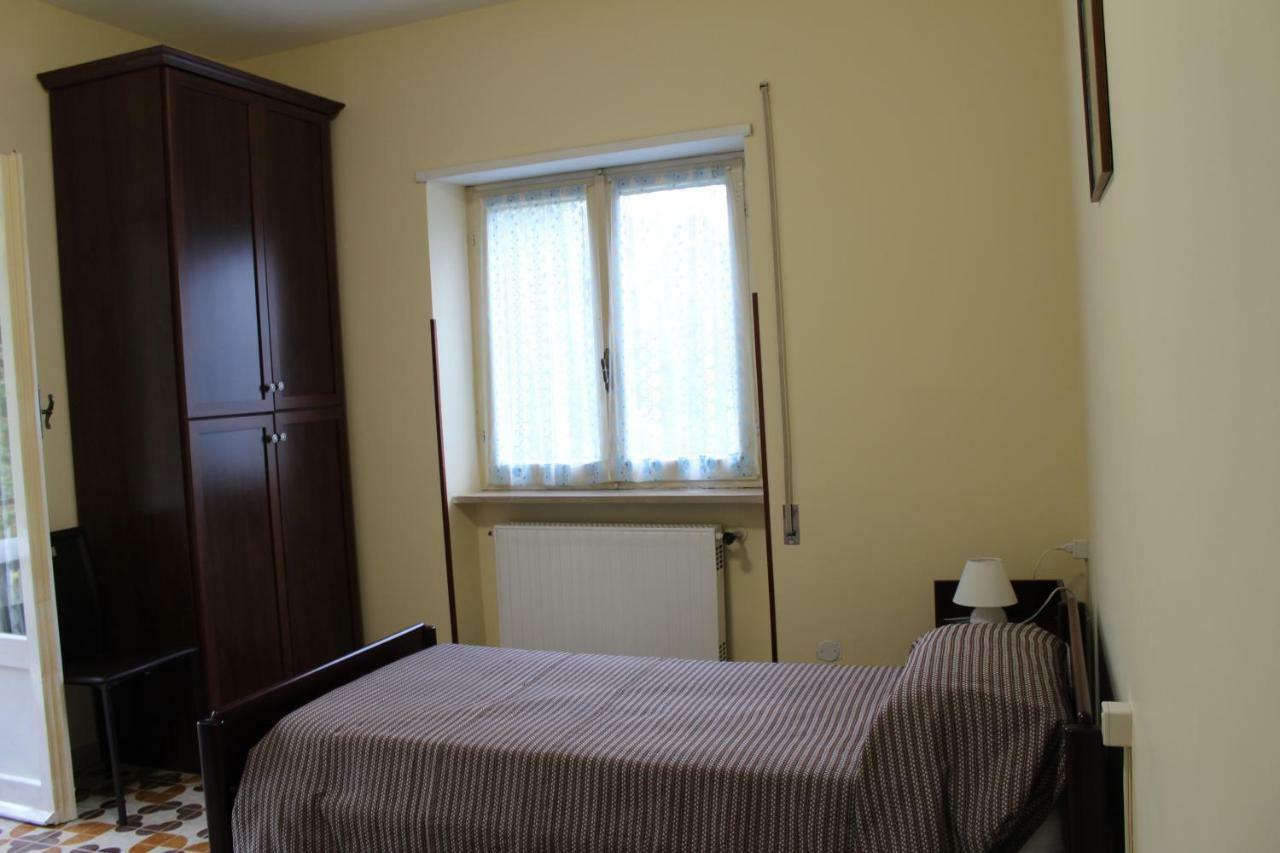 Residenzadelia Bed & Breakfast รอนชิโญเน ภายนอก รูปภาพ